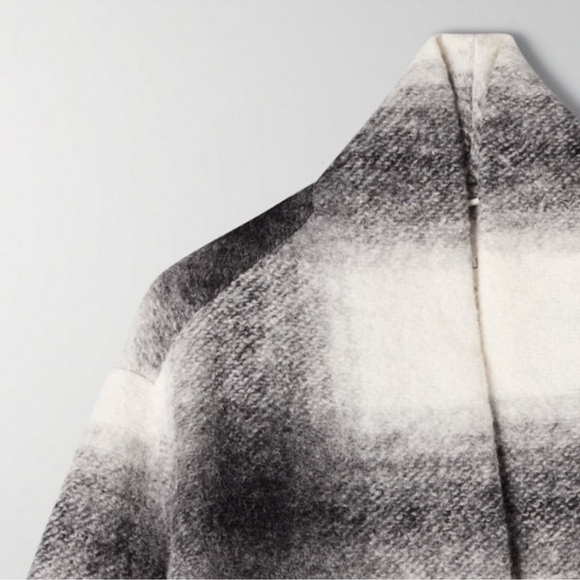 NWT Aritzia off-duty jacket - Picture 3 of 14